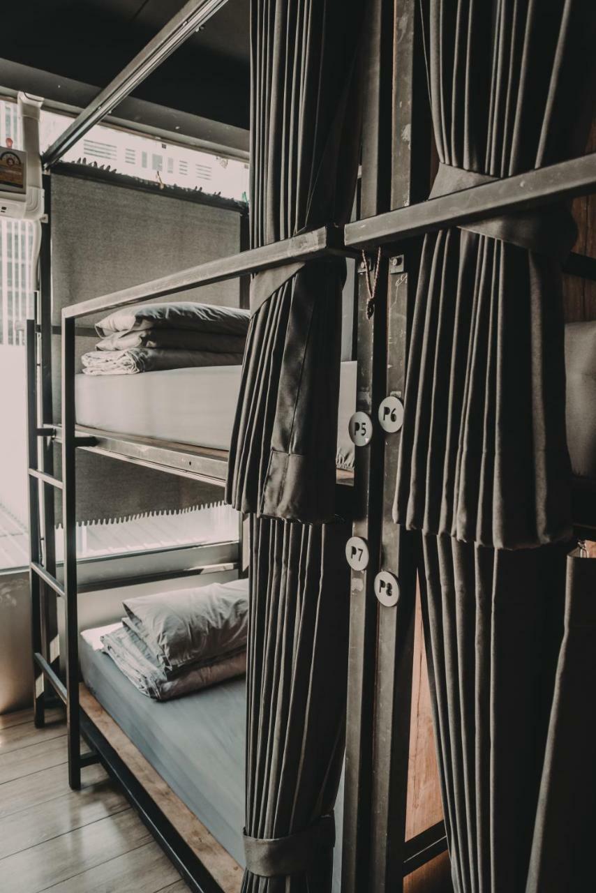 Nap@Pan Hostel Silom Bangkok Exterior photo