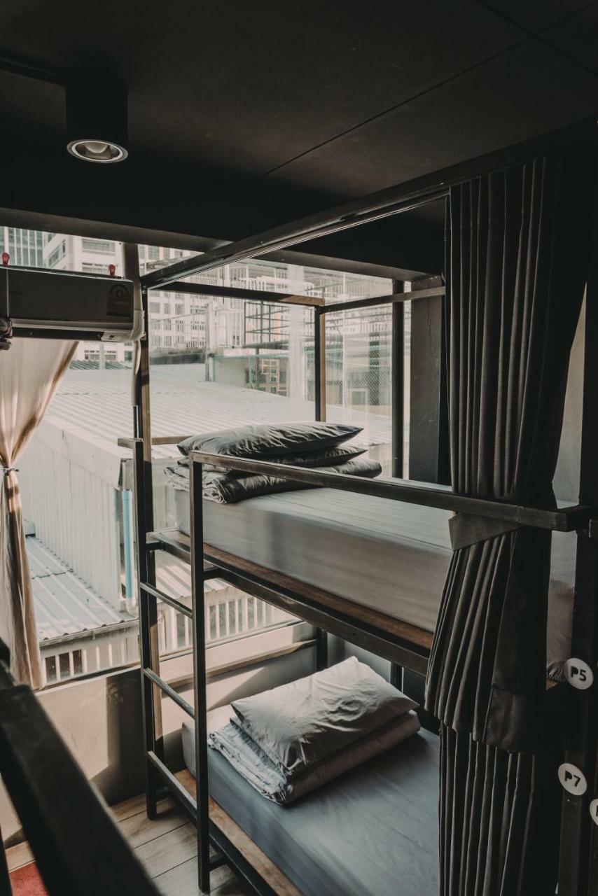 Nap@Pan Hostel Silom Bangkok Exterior photo